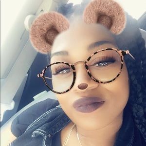 Meet your Posher, Chantele